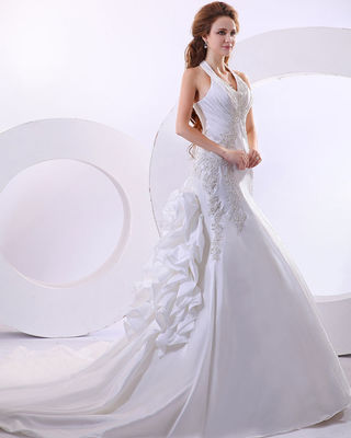 সেক্সি গভীর V Halter ঘাড় বিবাহের পোশাক দীর্ঘ লেজ বিয়ের পোশাক